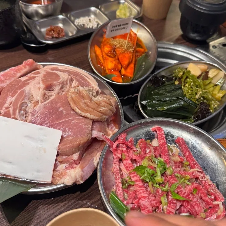 Pork BBQ in Gyeongju, Korea: Bomun Galbi Review