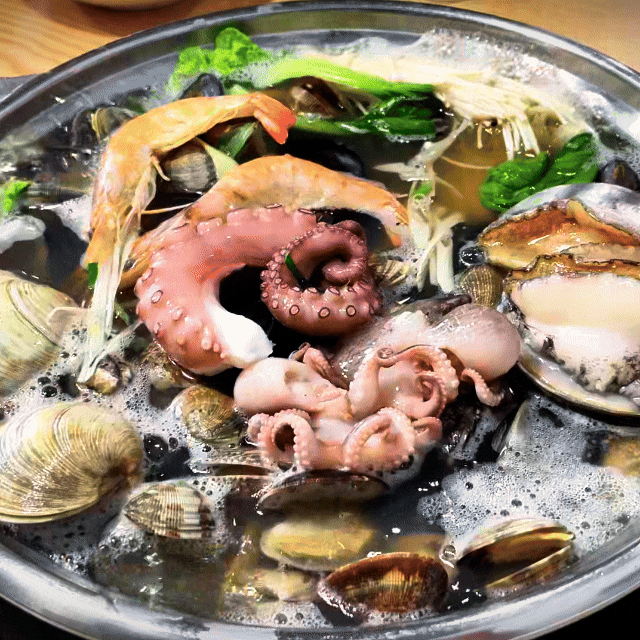 아산 탕정 해물칼국수 바다를 담다 아산탕정점 가족 식사