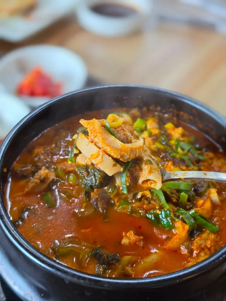 속초 아침식사 맛집 척산온천 인근 관광지와도 가까운 속초용대리황태해장국
