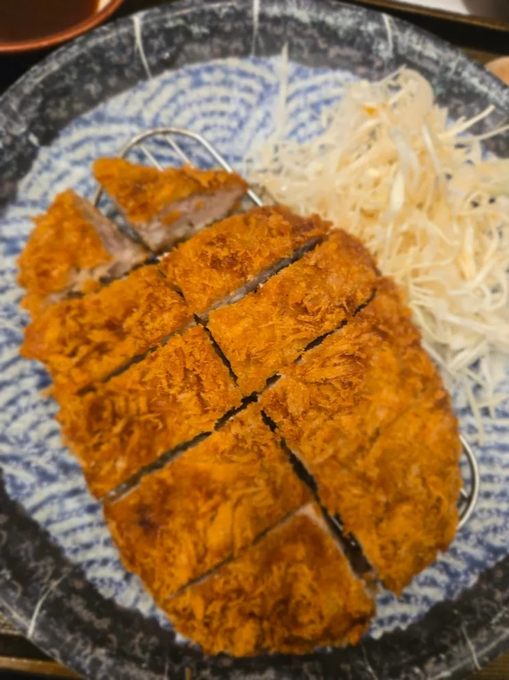 신촌 4천원 돈까스 맛집, 거지맵 보고 9년 만에 다시 찾은 꼬숑돈까스 현금·ATM 팁
