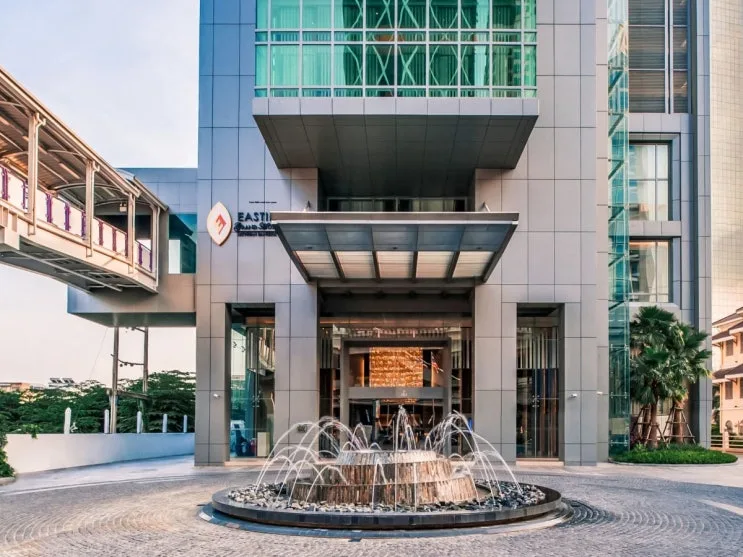 Eastin Grand Sathorn Bangkok: guía, cuartos, piscina y reservas