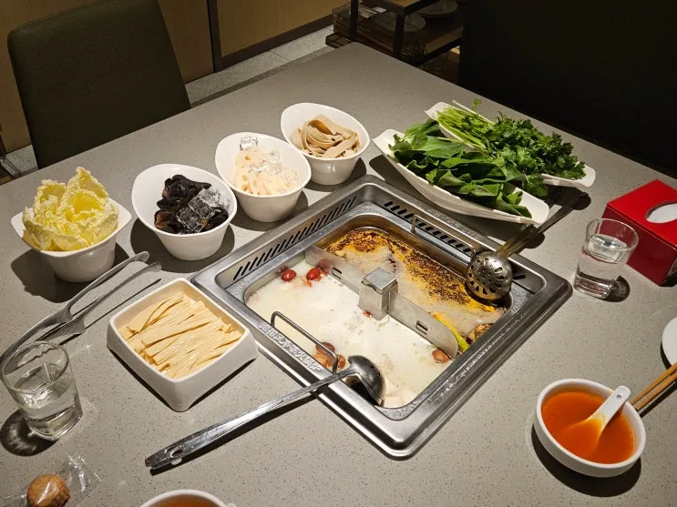 阿聯杜拜 Dubai Mall 美食推薦｜Haidilao Hotpot 海底撈火鍋親測不踩雷