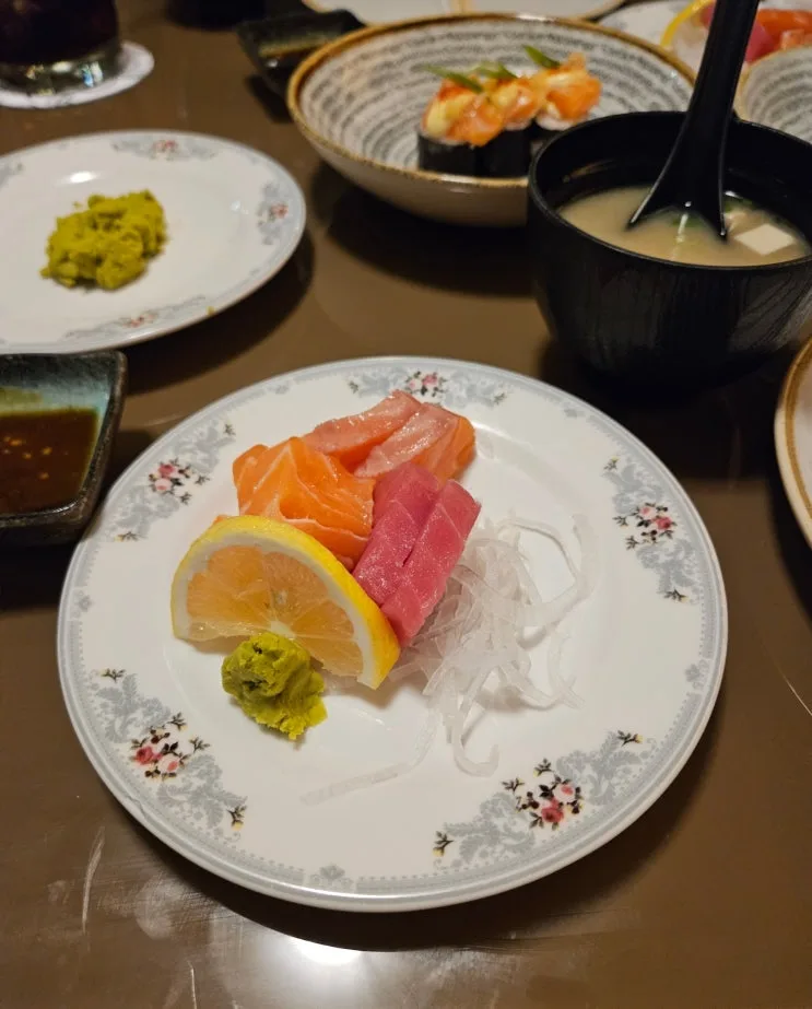 Cafe Sushi: reseña de sushi en Abu Dabi en el Fairmont Bab Al Bahr