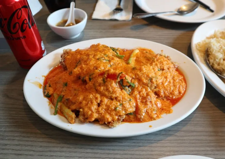 タイ・バンコクのSiam Square Oneで実食｜Somboon Seafoodのプーパッポンカリー