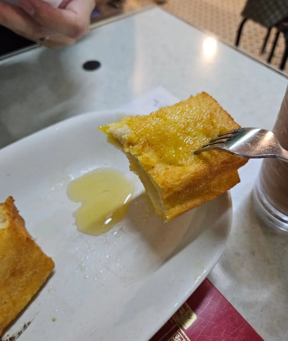 French toast with maple syrup