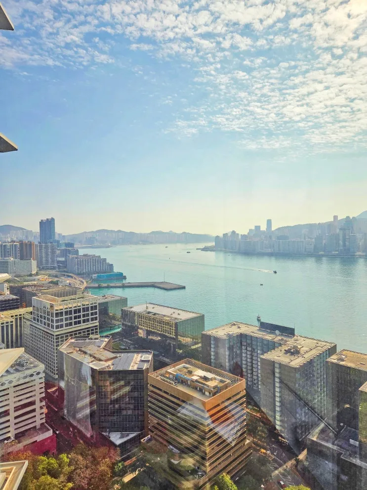 香港尖沙咀住宿實測｜Mondrian Hong Kong 海景早餐都超強，親測必住推薦