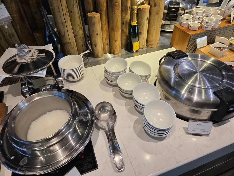 Breakfast station close-up