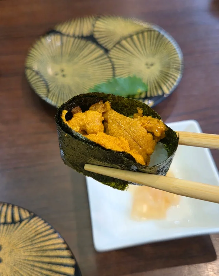 후쿠오카 스시 맛집 마와루 스시 이치바 인생 우니를 만난 로컬맛집