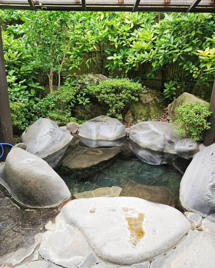 Oyado Kaikatei Ryokan Review: Private Open-Air Bath in Yufuin, Japan